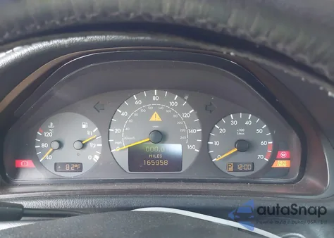 2000 Mercedes-Benz Clk 430 из США, поврежденный, VIN WDBLJ70G4YF151852